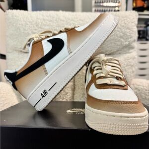 NIKE womens Airforce 1